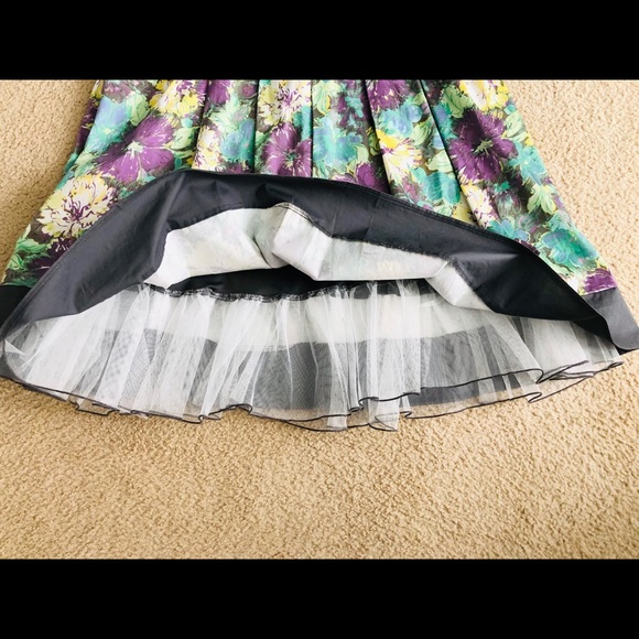 Beautiful Multi Special Occasion Party Dress - Picture 4 of 7